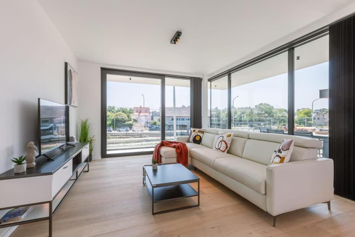 New, Luxurious And Modern Apartment With Private Parking Коксейде Екстер'єр фото