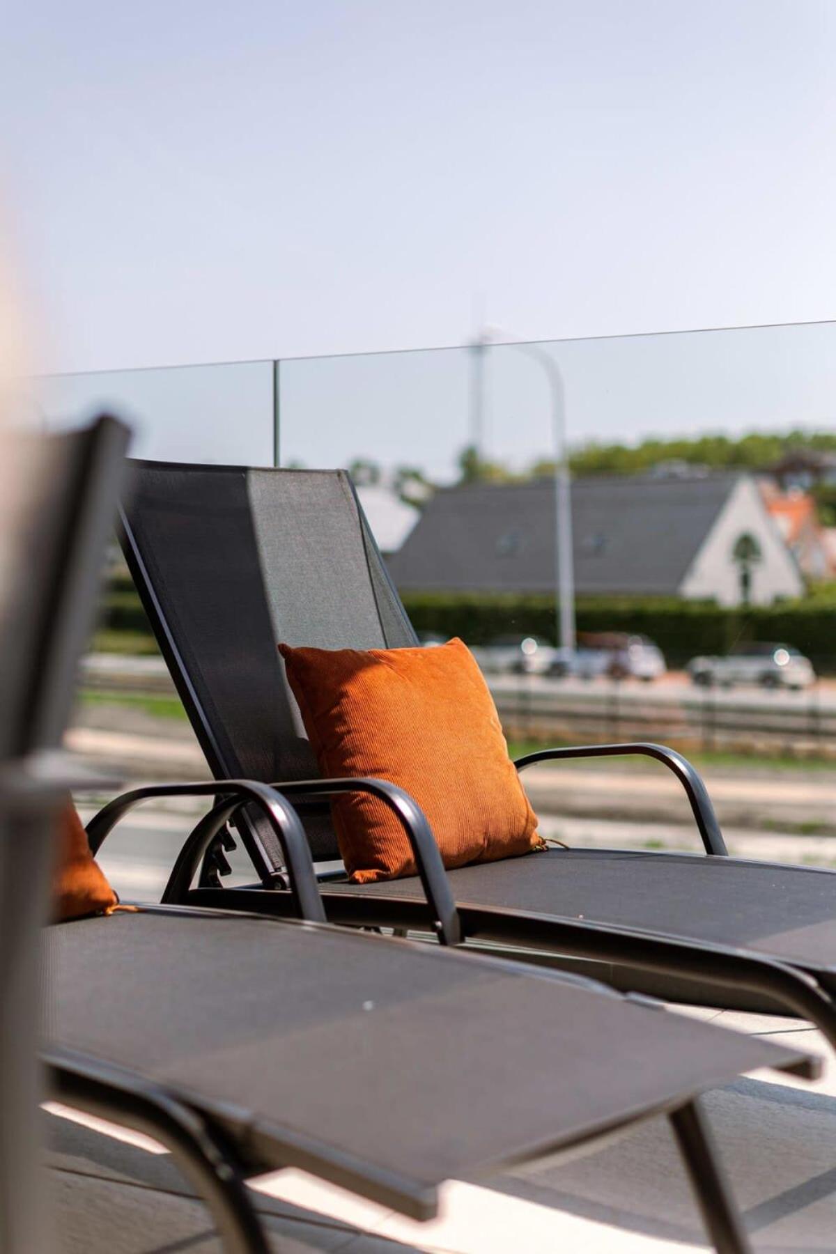 New, Luxurious And Modern Apartment With Private Parking Коксейде Екстер'єр фото